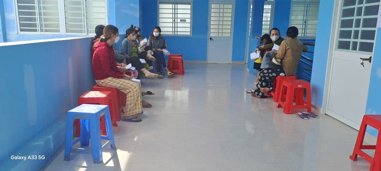 Trạm y tế xã Tân Thới tổ chức Chiến dịch truyền thông lồng ghép cung cấp dịch vụ sức khoẻ sinh sản và kế hoạch hóa gia đình năm 2025