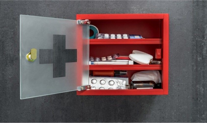 Những loại thuốc cần có trong tủ thuốc gia đình