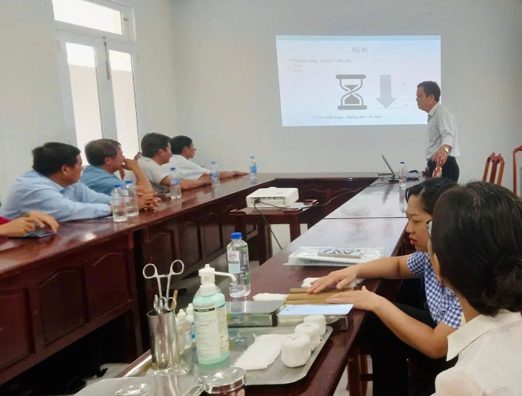 Trung tâm Y tế huyện Tân Phú Đông: Nâng cao năng lực phòng chống tai nạn thương tích và sơ cấp cứu ban đầu cho cán bộ y tế tuyến cơ sở